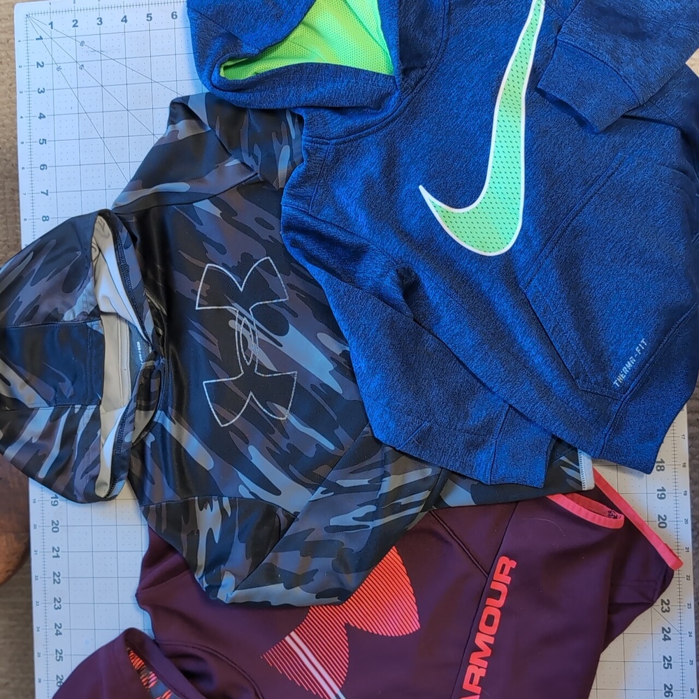 Lot of 3 Boys XS Size 5 Sweatshirts Under Armour Nike
